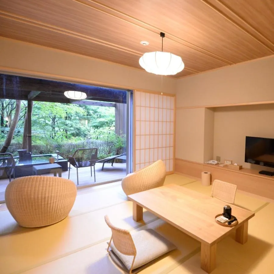 *****  Hakone Gora Byakudan Hotel Japan
